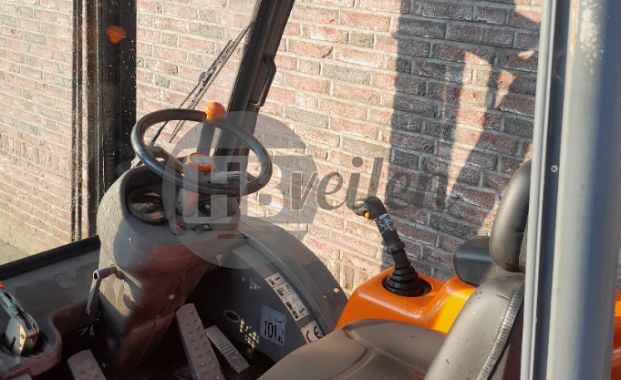 Ruwterrein Heftruck