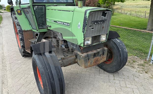 Tractor