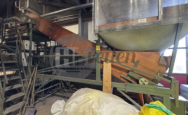 Bunker elevator    