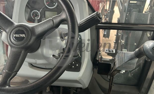 Tractor met voorlader