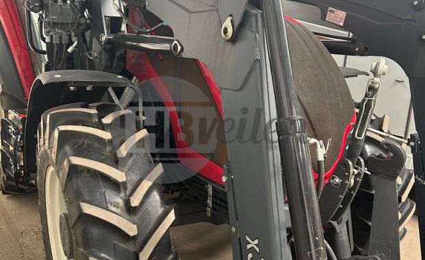 Tractor met voorlader
