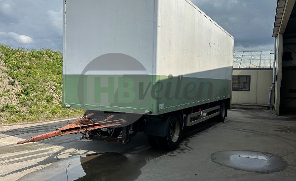 Dichte aanhangwagen met klep
