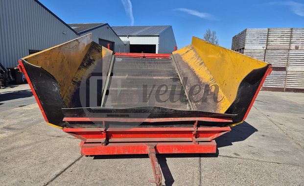 Stortbunker met rollenzeef