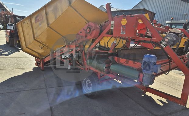 Stortbunker met rollenzeef
