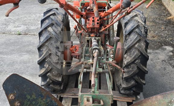 Tractor