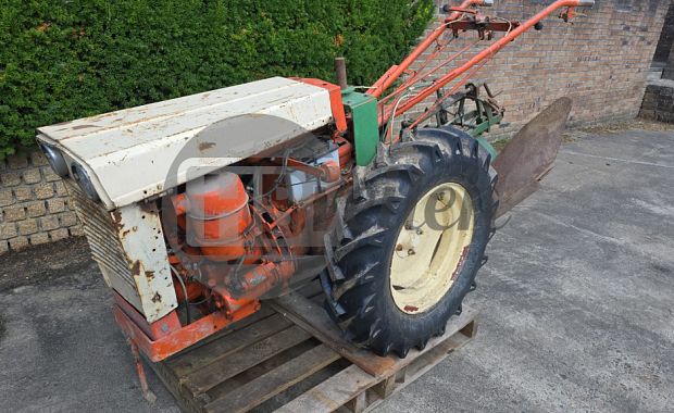 Tractor