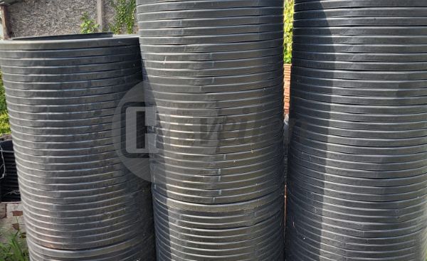 Plastic potten