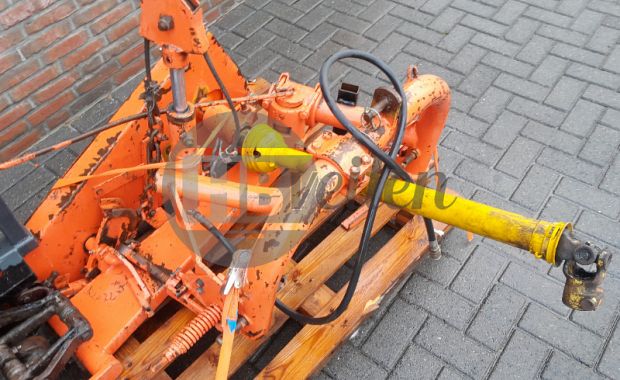 Beddenmaaier / Stekknipper