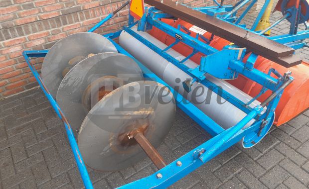 Sleuvenfrees / Plantmachine