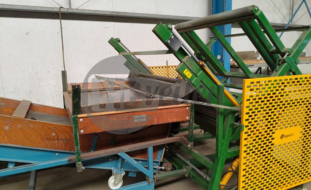 Stavastkantelaar met doseerbunker