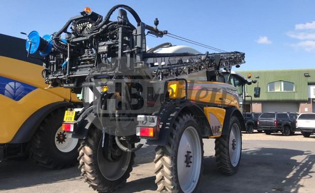 Spuitmachine / Zelfrijdende spuit