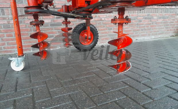 Plantgatenboormachine