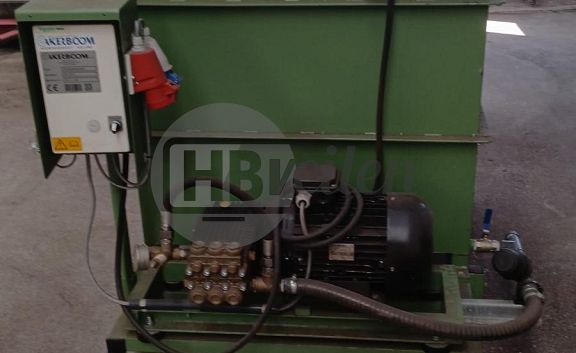 Broeibakkenwasser / Fustreiniger