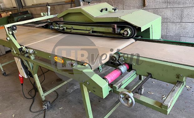 Ontbolmachine met bosband