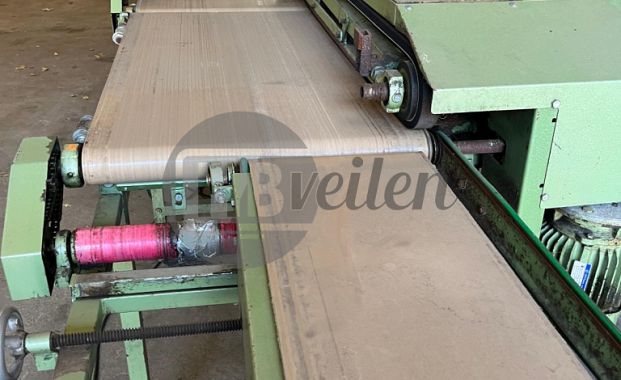 Ontbolmachine met bosband