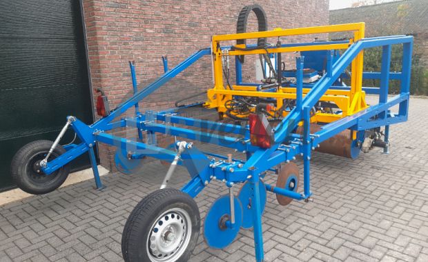 Plantgatenboormachine