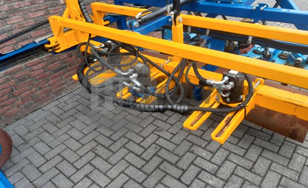 Plantgatenboormachine