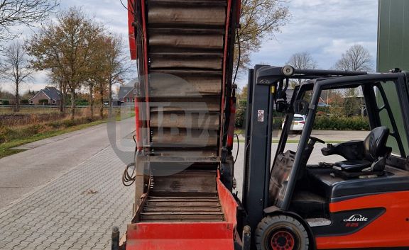 Elevator / Transporteur