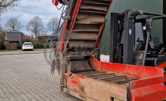 Elevator / Transporteur