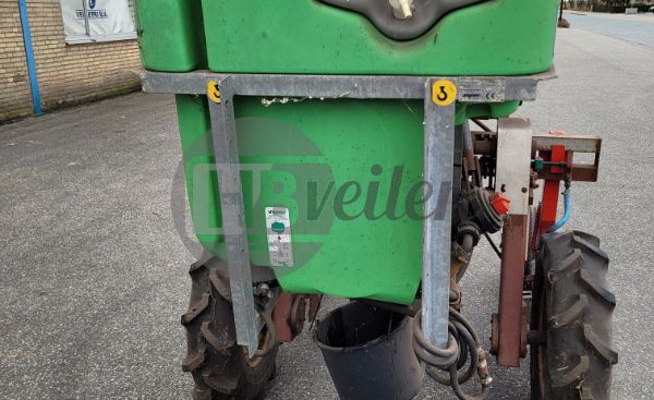 Zelfrijdende kappenspuit