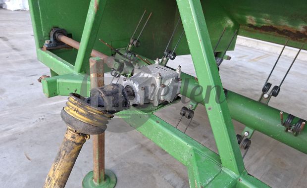 Stro schudder (1.80)