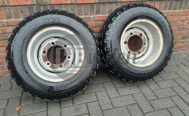 Landbouwbanden op velgen