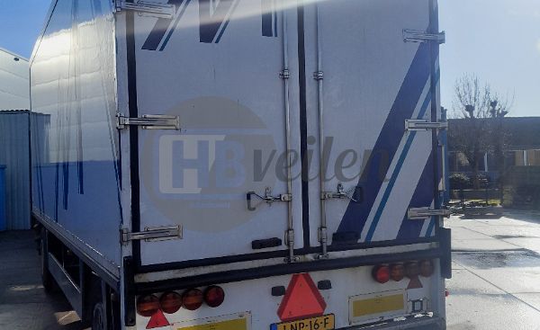 Vrachtwagen aanhangwagen