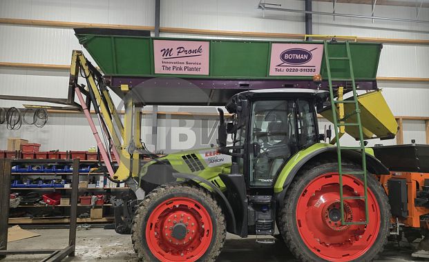 Plantdak met voorlader