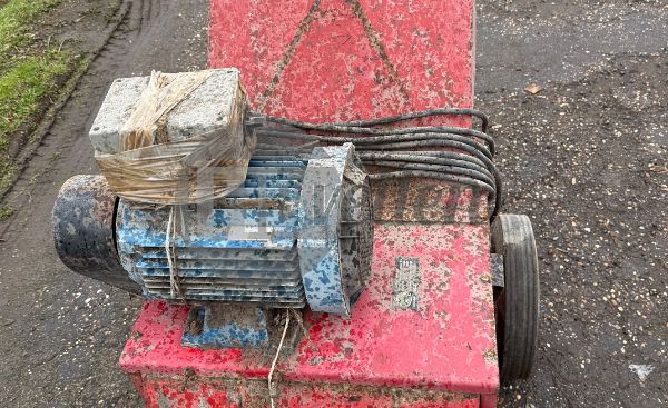 Haakselaar/versniperaar