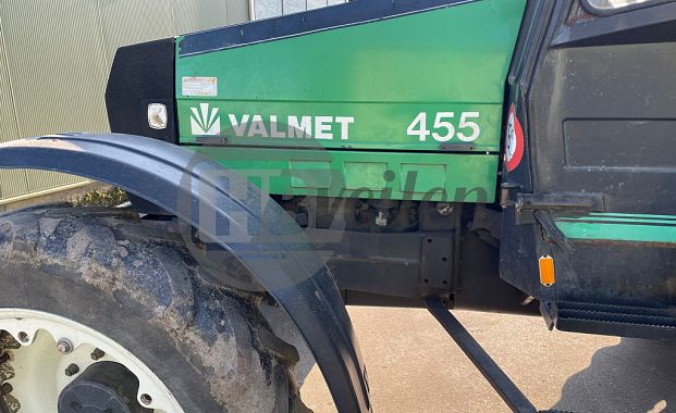 Tractor met klepelmaaier