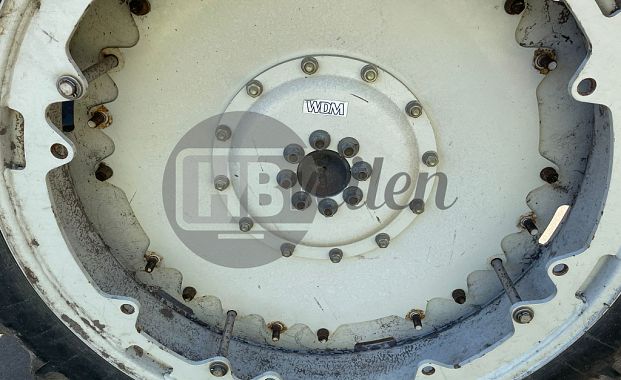 Tractor met klepelmaaier