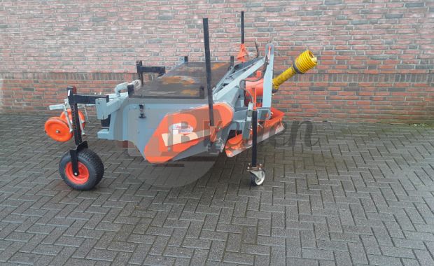 Sleuvenfrees / Plantmachine