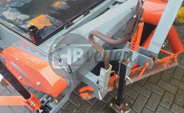 Sleuvenfrees / Plantmachine