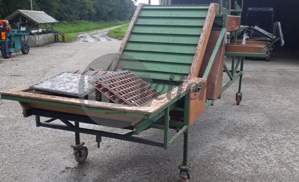 Schoningsmachine   voorsorteerder