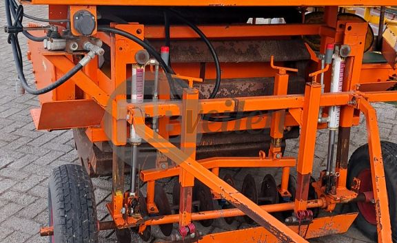 Overschietmachine met plantkar (1.50)