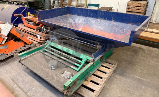 Overschietmachine met diverse sets