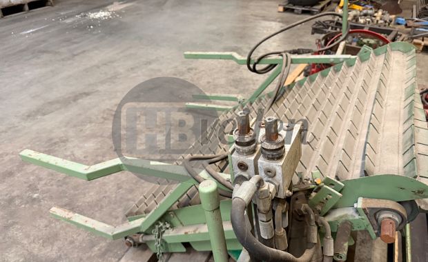 Overschietmachine met diverse sets