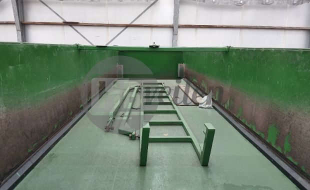 Plantdak met voorlader 