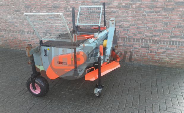 Sleuvenfrees / Plantmachine