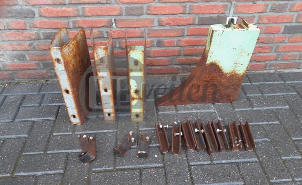 Sleuvenfrees / Plantmachine met Plantelementen