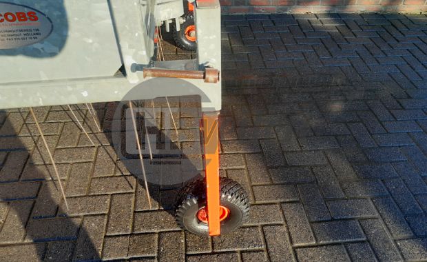 Wiedeg met hefinrichting