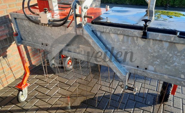Wiedeg met hefinrichting
