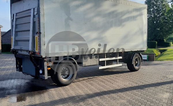 Transportwagen met laadklep
