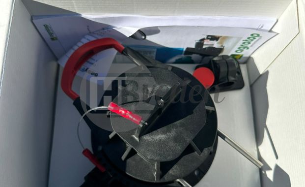 Tank adapter