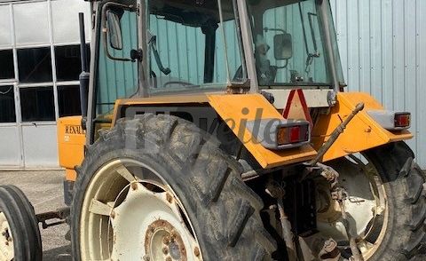 Tractor 