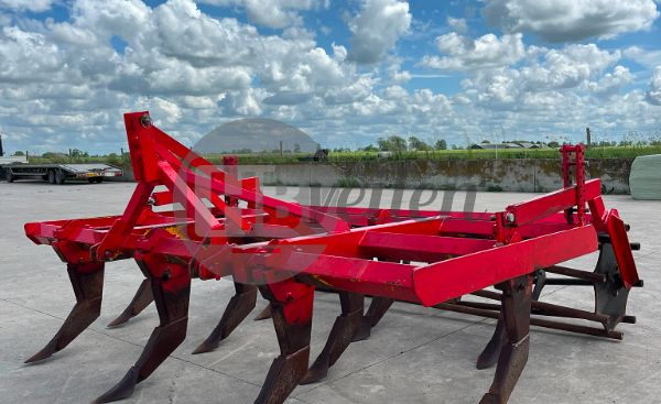 Cultivator 