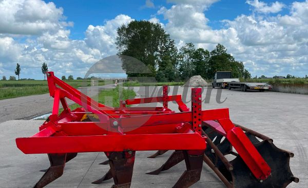 Cultivator 