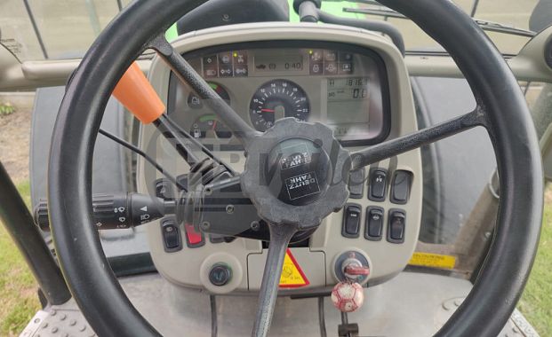 Tractor