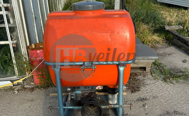 Spuittank