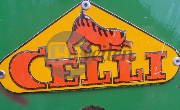 Spitmachine